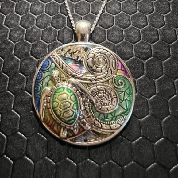 Venice By The Sea Jewelry Jewelry - Turtles and Swirls Necklace Multicolored 18K White Gold Plated